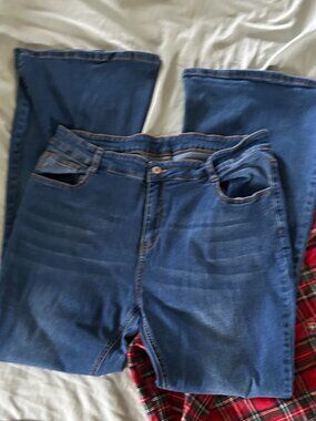 size 16 blue colored denim pants jeans womans jean stretch flare bell  sixteen